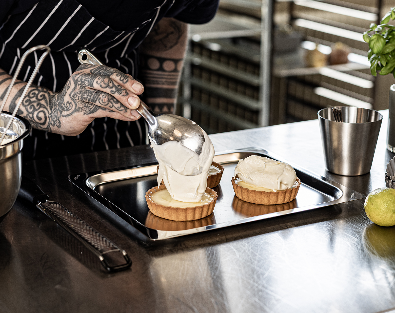 Serving spoon 28 cm
